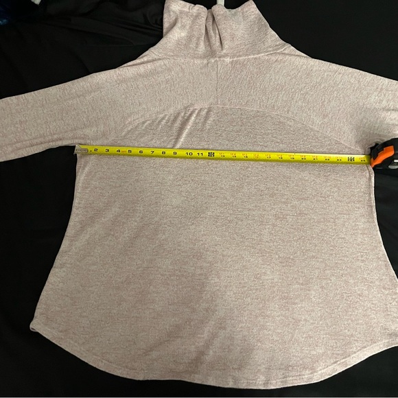 Junior’s No Comment Plus funnel neck pullover top in size 3x - Picture 9 of 9